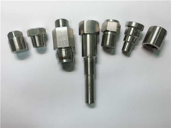 fastener baja stainless steel oem kualitas tinggi digawe saka mesin cnc